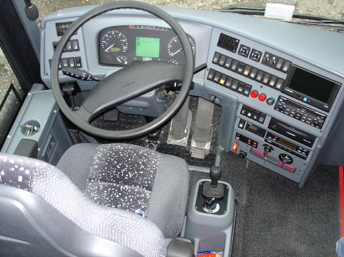 http://www.schweighofer-zoehrer.at/images/Bus_Details_Cockpit_66.jpg